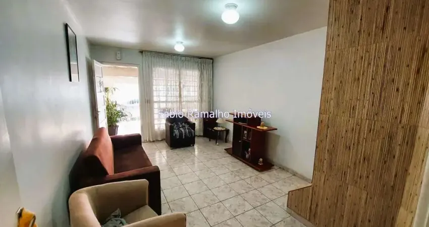 Sobrado para venda com 2 dormitórios, e 2 vagas de garagens. jardim ernestina.