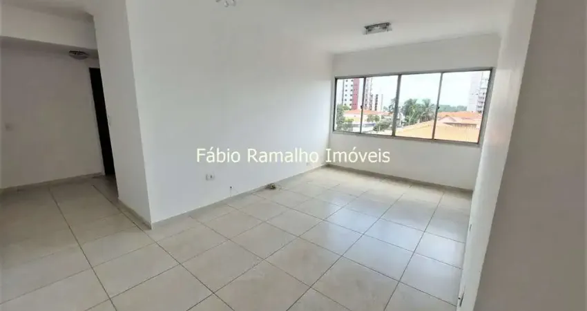 Apartamento com 3 dormitórios, suíte, e vaga de garagem. vila alexandria.