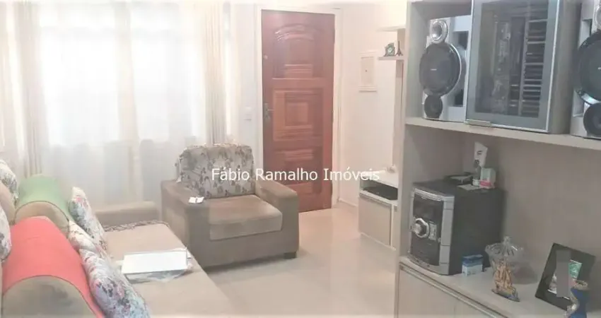 Casa em condomínio fechado com 2 quartos à venda na Rua Maria Marta Oliveira, Jardim Cliper, São Paulo