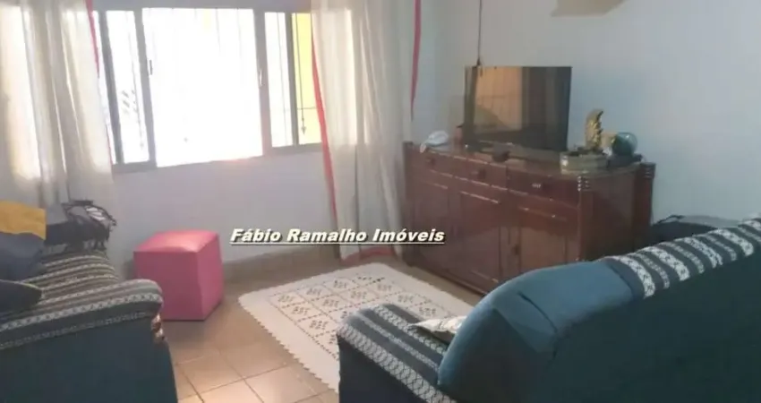 Sobrado com 2 dormitórios, e 2 vagas, para venda em interlagos