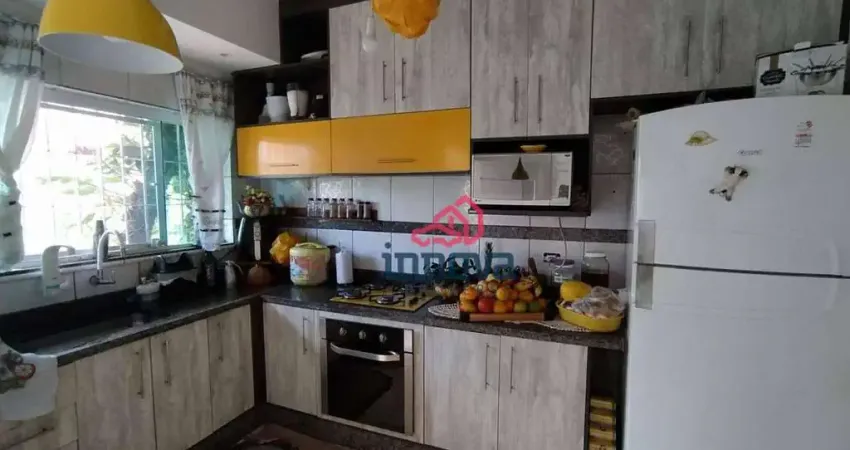 Sobrado com 2 dormitórios à venda por R$ 362.100,00 - Centro - Itanhaém/SP