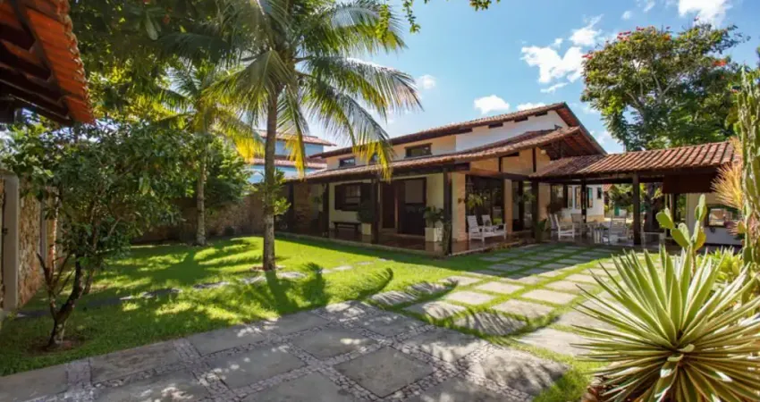 Maravilhosa casa linear, 330m² à venda m Camboinhas