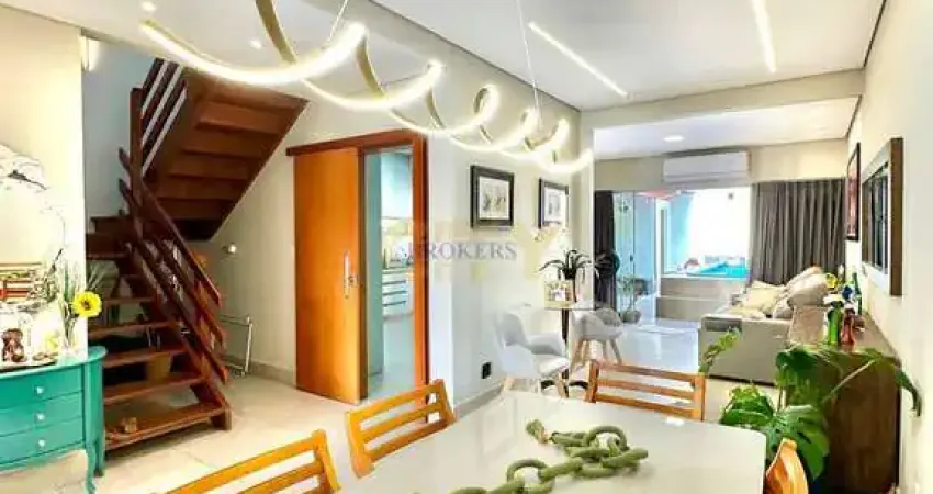 Vende-se Sobrado Cond. Residencial Jardins (Prox. Centro Politico)