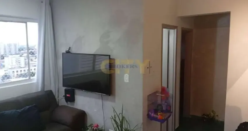 Vende-se Apartamento Mobiliado Edifício Leonardo da Vinci (Bosque da Saúde)