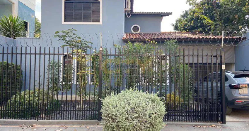 Casa com 3 quartos à venda na Avenida Carmindo de Campos, Jardim Shangri-La, Cuiabá
