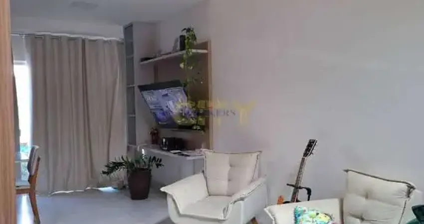 Vende-se Sobrado Mobiliado Condomínio Jardins (Bom Clima)