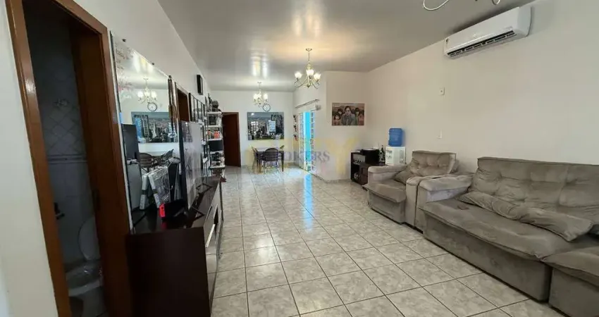 Casa com 4 quartos à venda na Alameda Araguaia, Jardim Itália, Cuiabá