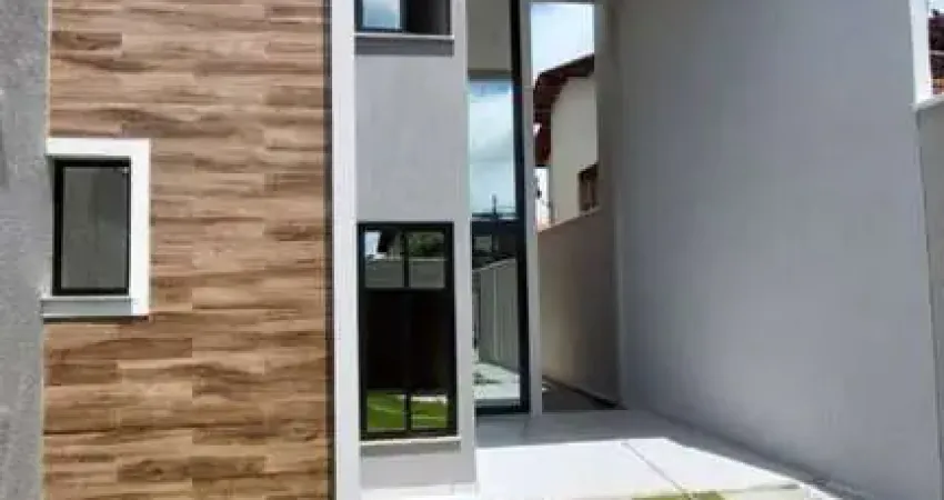 Casa Duplex com 04 Suítes á Venda Brisa do Leste II Fortaleza - Ceará