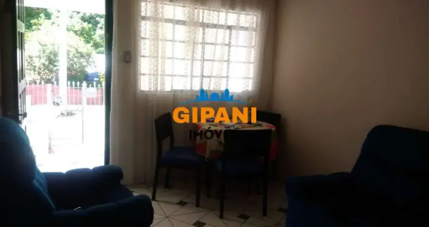 Casa com 2 dormitórios no centro de Jaguariúna