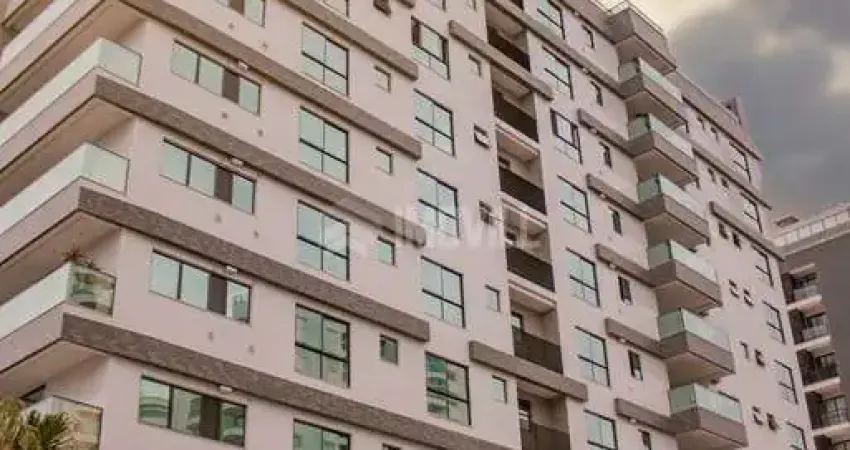 Empreendimento pronto para morar na praia brava, alto padrão.