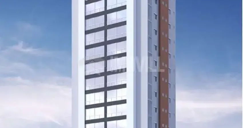 Apartamento novo com 03 suítes e 02 vagas de garagem no centro da cidade.