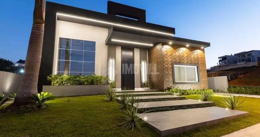 Linda casa nova de luxo alto padrão no condomínio caledônia com 3 suítes, piscina e rooftop.