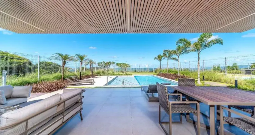 Mansão cinematográfica nova, frente mar, pronta para morar finamente mobiliada, equipada e decorada.