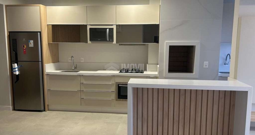 APARTAMENTO NO EDIFICIO MONTE FIORI