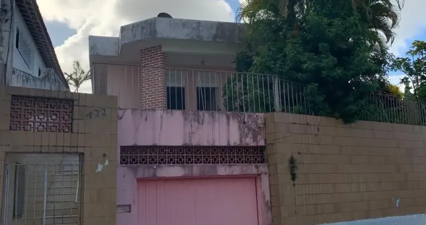 Excelente casa no Vila Laura