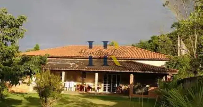 Chácara / sítio com 2 quartos à venda no Centro, Mairinque