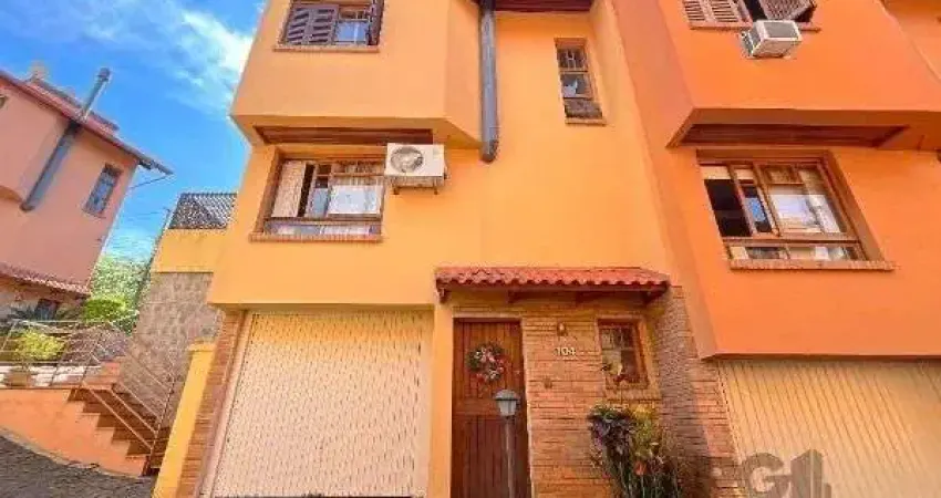 Casa Condominio em Porto Alegre, no bairro Espírito Santo, com 3 dormitório(s),
