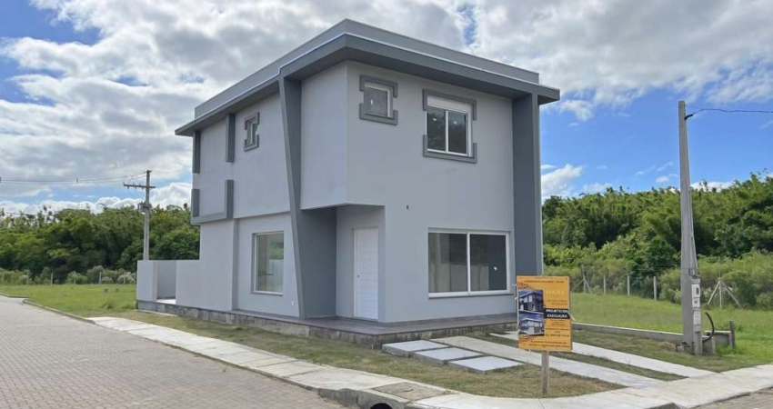 Casa Condominio em Porto Alegre, no bairro Campo Novo, com 3 dormitório(s), e 3