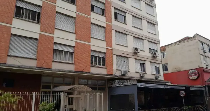 Apartamento 2 quartos,desocupado,silencioso, na Rua Lima e Silva