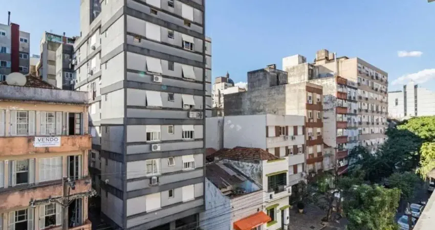 Apartamento de 2 dormitórios no bairro Centro Histórico