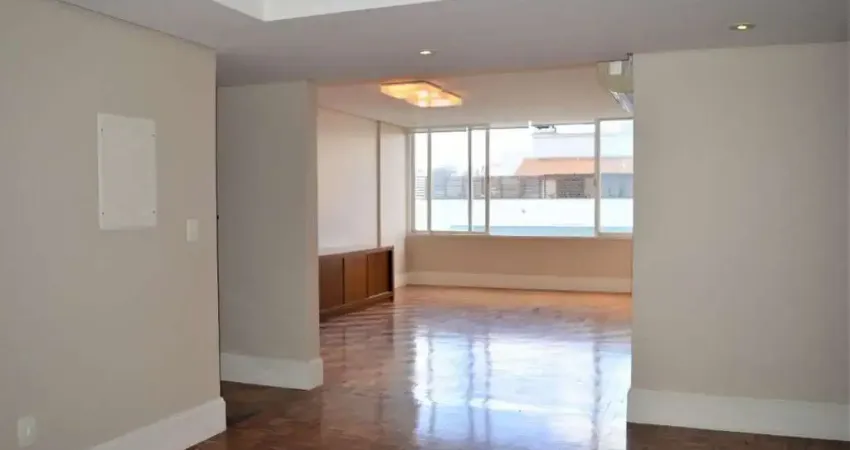 Magnífico apartamento  2 dormitórios com garagem em frente ao Parção