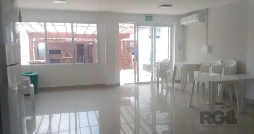 APARTAMENTO DE 2 DORMITORIOS REFORMADO BAIRRO SANTO ANTONIO - POA/RS