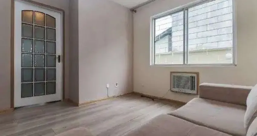 Apartamento com 3 quartos à venda na Rua Oscar Schneider, 504, Medianeira, Porto Alegre