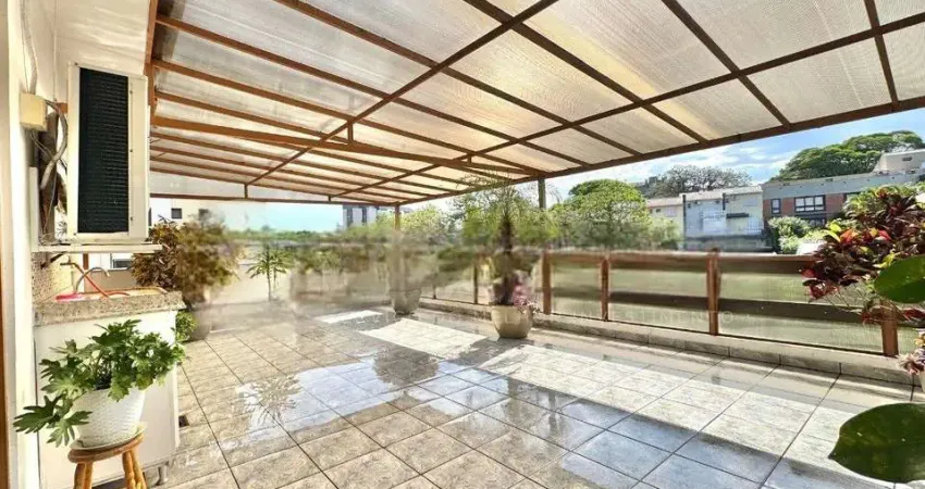 Cobertura duplex com 3 dormitórios e terraço no Cristo Redentor