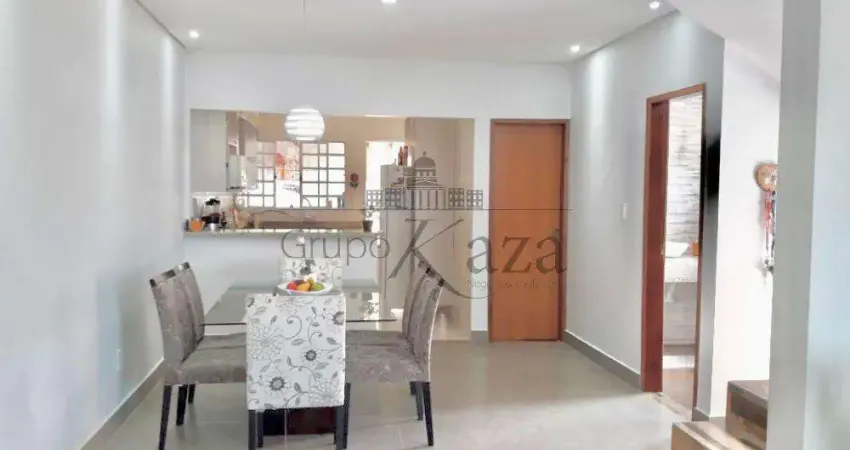 Casa com 3 quartos à venda na Rua Tereza dos Santos Ribeiro, 74260, Borda da Mata, Caçapava