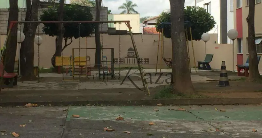 Vila Rossi - Condomínio Residencial Jacarandá - 54m² aceita permuta