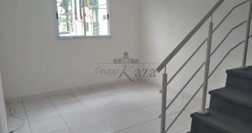 Casa em condomínio monte castelo condomínio villa cambuí 2 dormitórios sendo 1 suíte 60m²