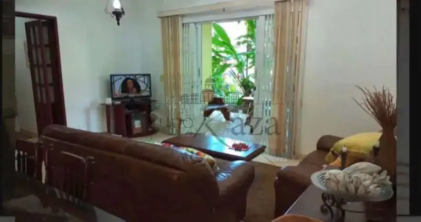 Casa com 5 quartos à venda na Rua 7, 712506, Praia do Itamambuca, Ubatuba