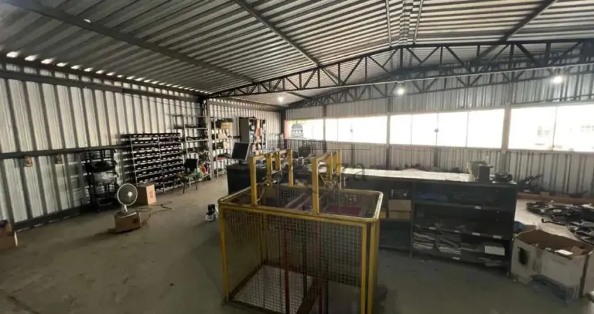 Oportunidade - galpão comercial - parque industrial - 640m²