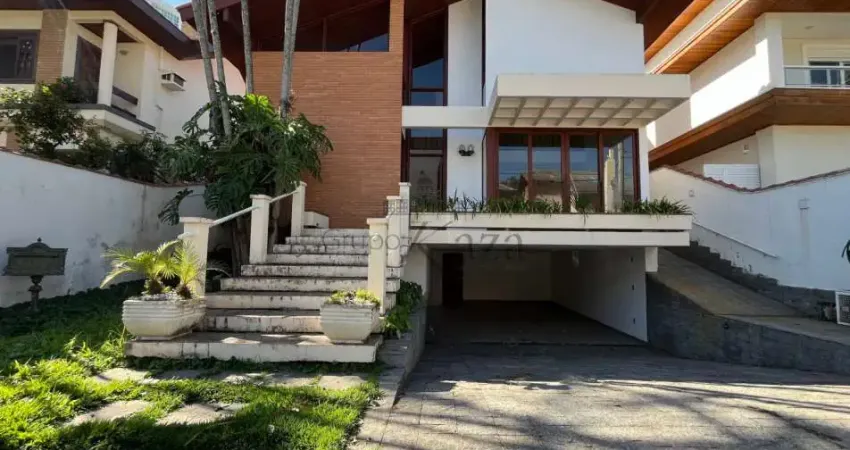 Oportunidade - casa em condomínio - jardim das colinas - 3 dormitórios - 380m².