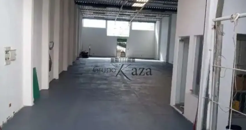 Oportunidade - casa comercial com galpão e ponto comercial - vila iracema - 2 dormitórios - estuda permuta.