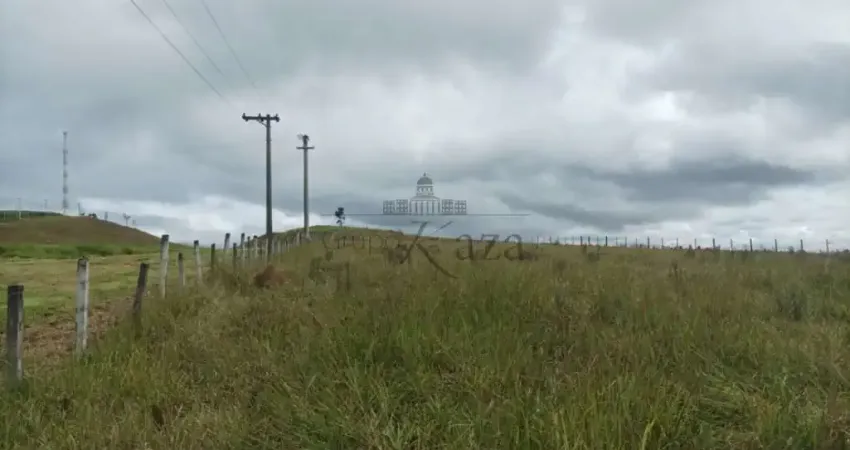 Terreno à venda na Estrada Municipal Nelson Tavares da Silva, 720, Bom Retiro, São José dos Campos