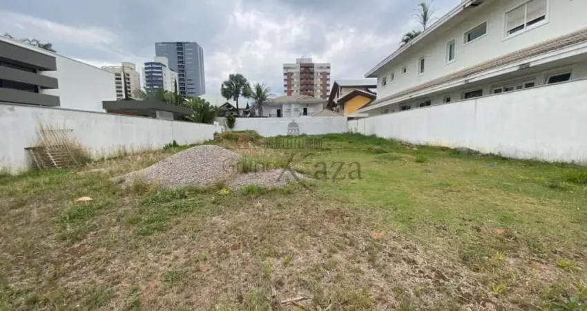 Oportunidade - terreno em condomínio - parque residencial aquarius - aquarius v - 645m²