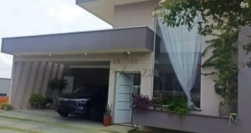 Oportunidade - Casa em Condomínio - Caçapava - Bairro do Grama - Condomínio Terras do Vale - 3 Dormitórios - 150m².