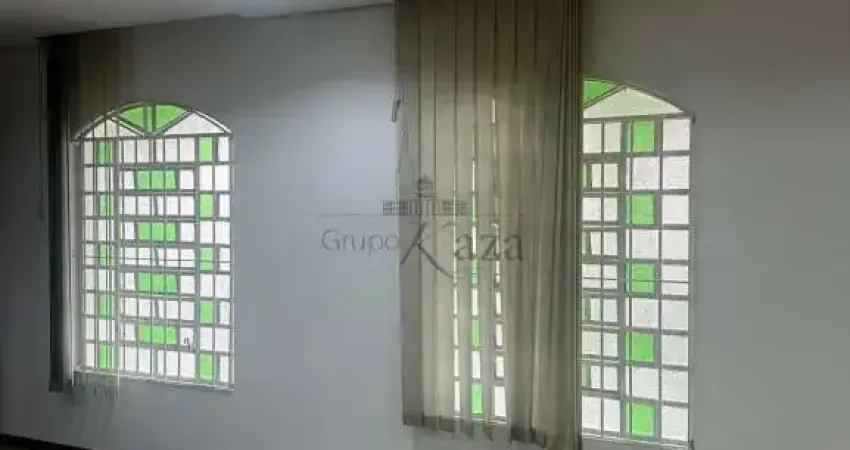 Casa com 4 quartos para alugar na Rua Iran, 73280, Jardim Augusta, São José dos Campos
