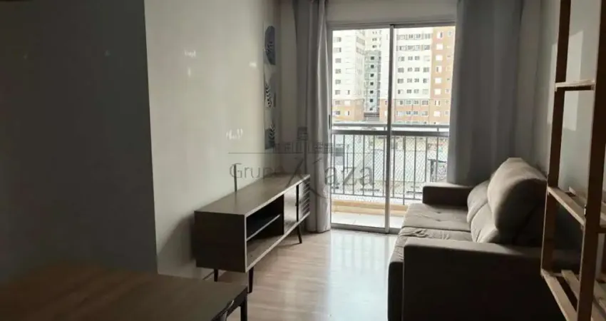 Oportunidade - Apartamento - Parque Industrial - Residencial Serra do Jambeiro - 2 Dormitórios - 55m².