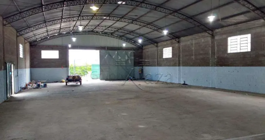 Oportunidade - Galpão Comercial - Chácaras Reunidas - 770m².
