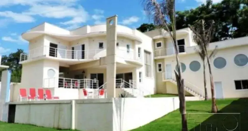 Venda de Casa Em Condomínio Na Granja Viana - Aceita Pérmuta Até 50% do Valor