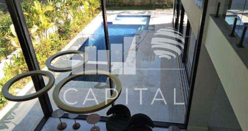 Casa em condomínio fechado com 4 quartos à venda na Lisboa, 21, Alphaville, Barueri