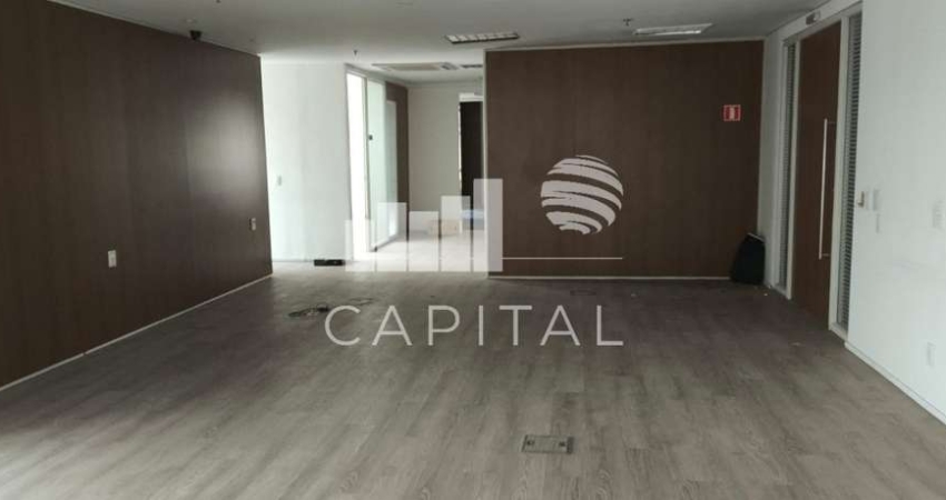 Aluga-se Sala Comercial No Centro de Alphaville