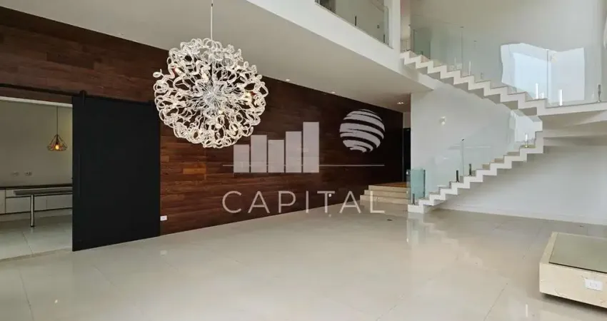 Casa à Venda, 4 Suítes, 5 Banheiros, 4 Vagas, 440m²