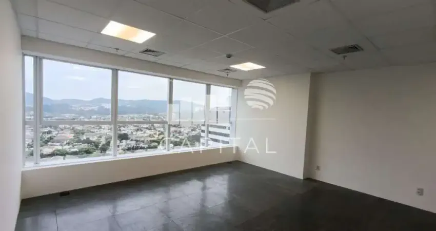 Sala comercial para alugar na Avenida Copacabana, 268, Empresarial 18 do Forte, Barueri