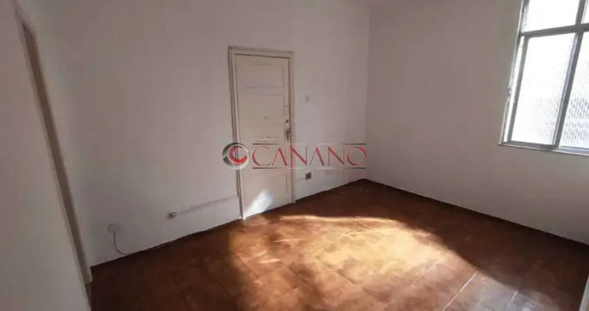 Apartamento com 2 quartos para alugar na Rua Santos Titara, Méier, Rio de Janeiro