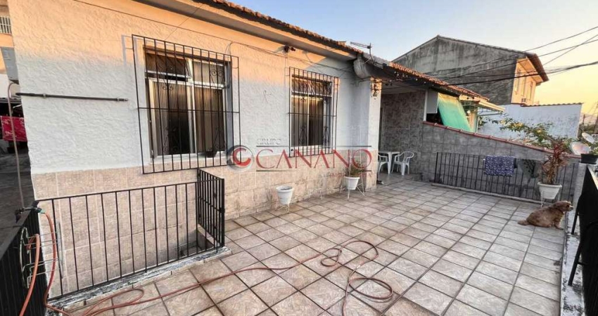 Casa em condomínio fechado com 3 quartos à venda na Rua Afonso Bebiano, Inhaúma, Rio de Janeiro