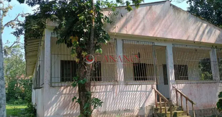 Casa em condomínio fechado com 4 quartos à venda na Rua Santa América, Vargem Grande, Rio de Janeiro