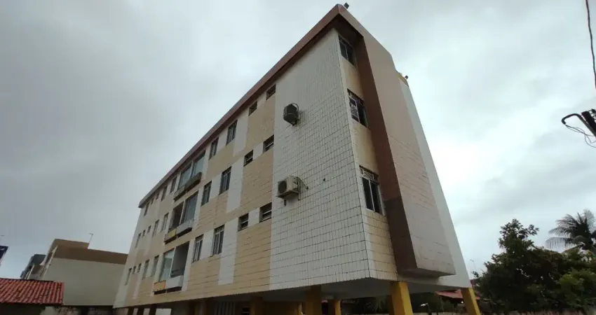 REF: AP064 - Apartamento à Venda, Cabedelo, Camboinha, 3 quartos, 150m do mar